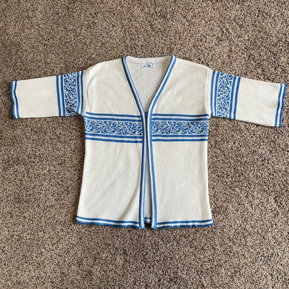 vintage euro style cardigan with Greek key inspired knit *READ for size*